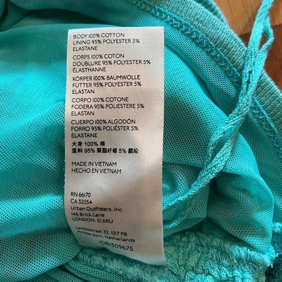 Free People teal crop top with ruched sides - Picture 4 of 4